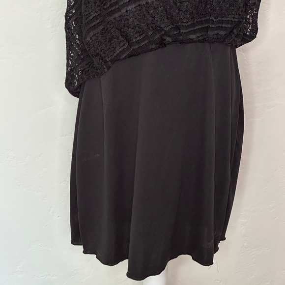 NWOT- EnFocus Black Lace Dress - Picture 11 of 11